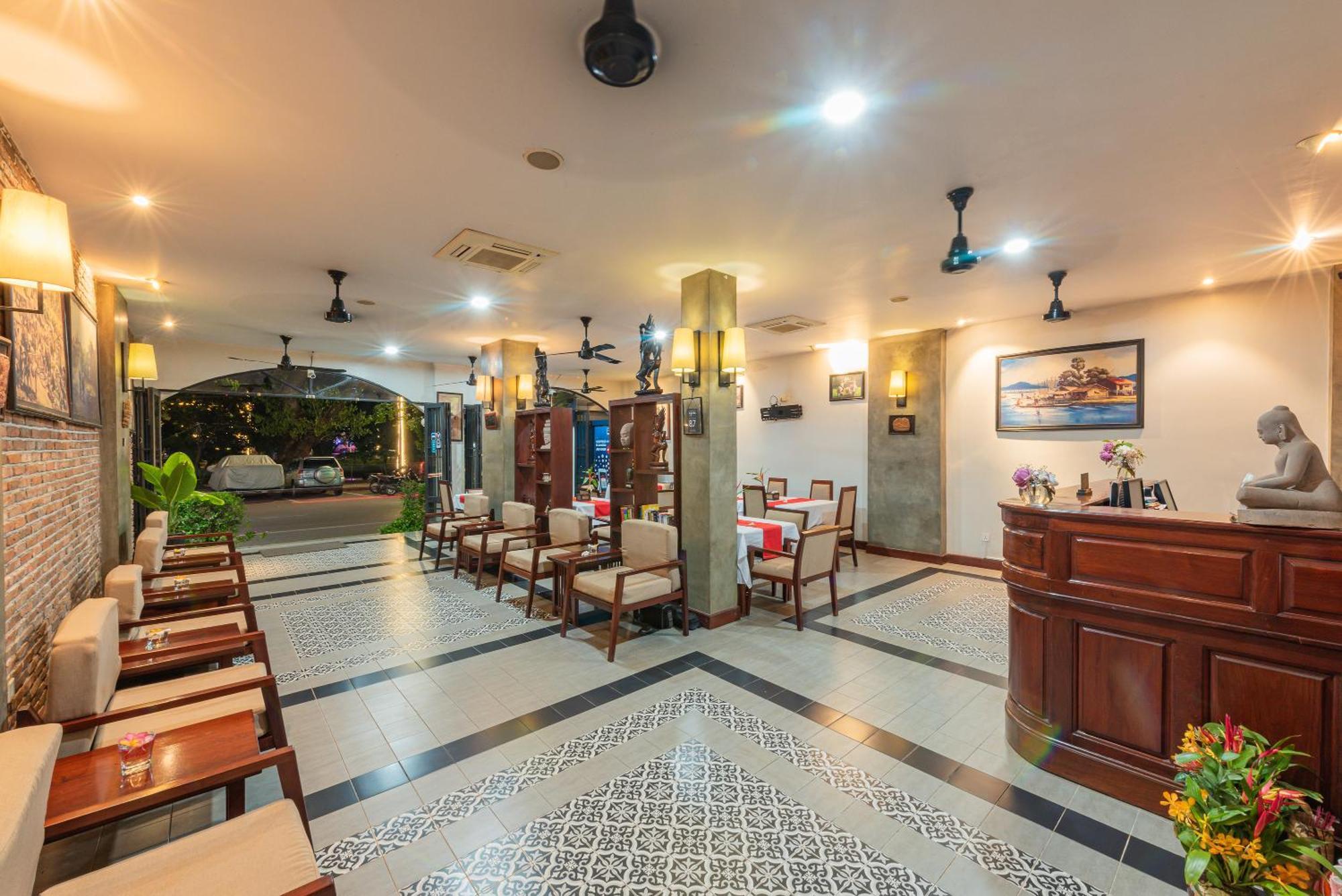 Shadow Angkor 4*